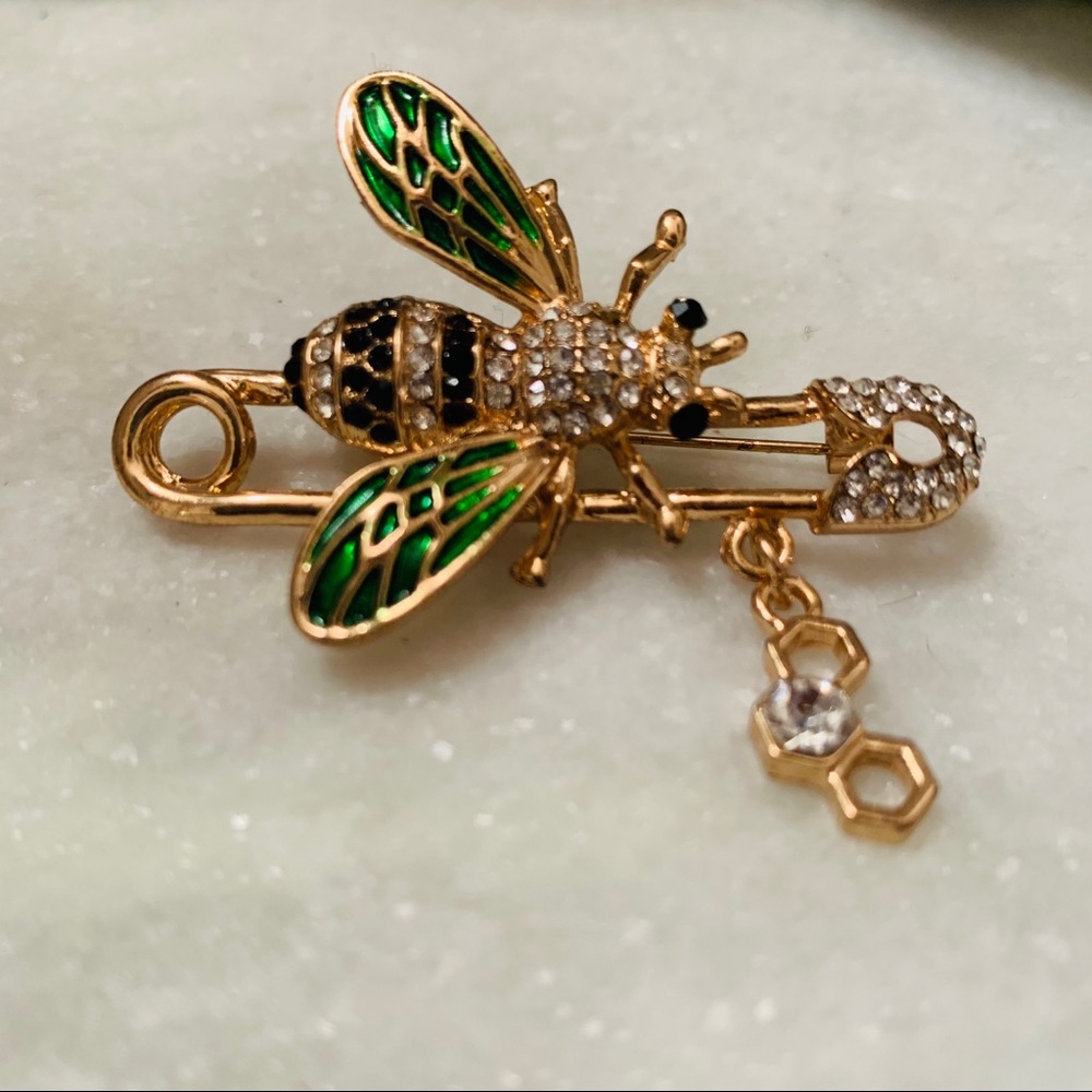 Gold Rhinestone Bee Brooch Pin - Picture 2 of 4